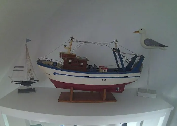 Hébergement de vacances 100m Plage- 4 Chambres-quartier Classé *bleu-mers* *